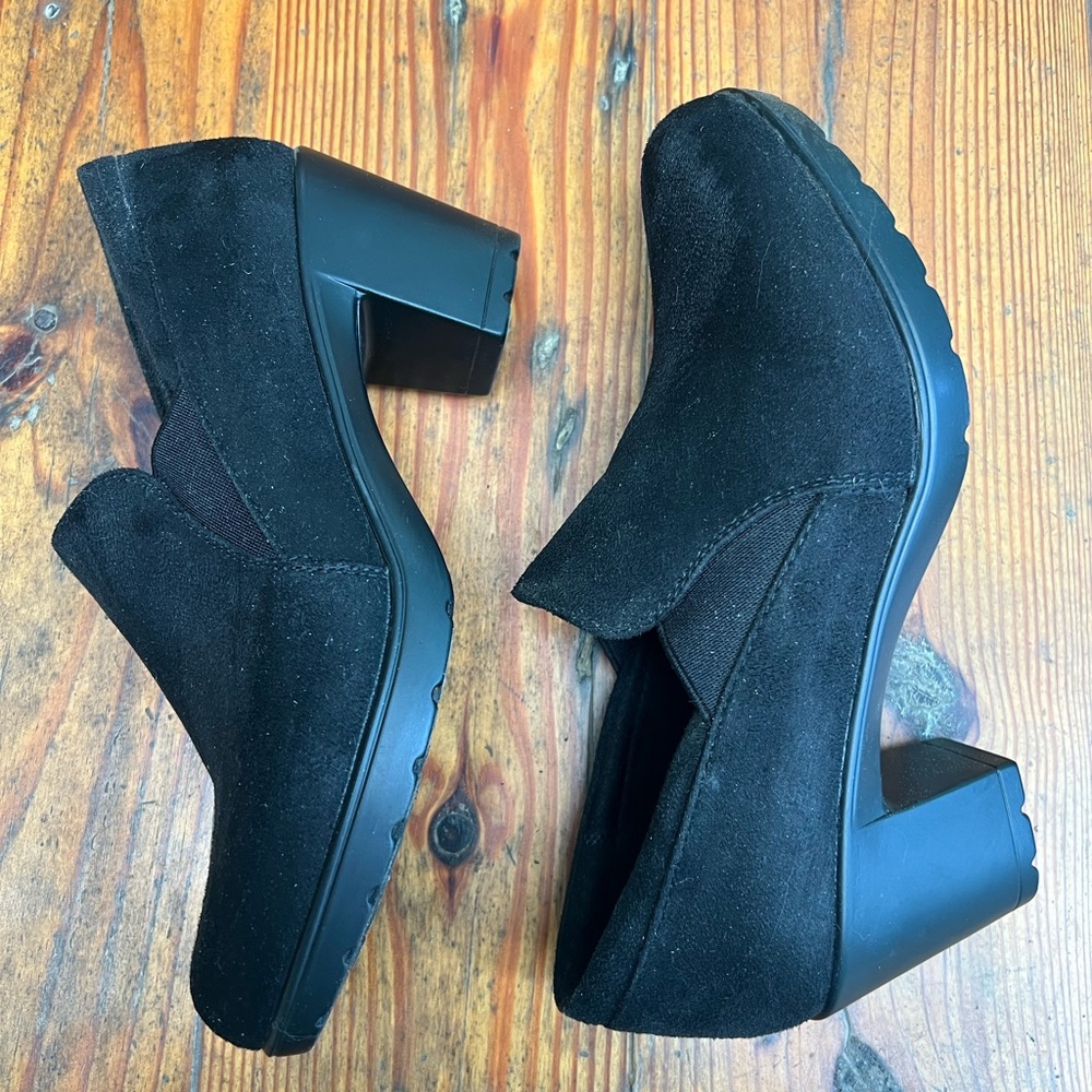 DREAMPAIRS Black Suede Ankle Booties Women’s 7